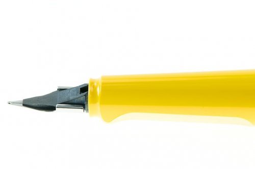 Перьевая ручка Lamy Safari Yellow перо M