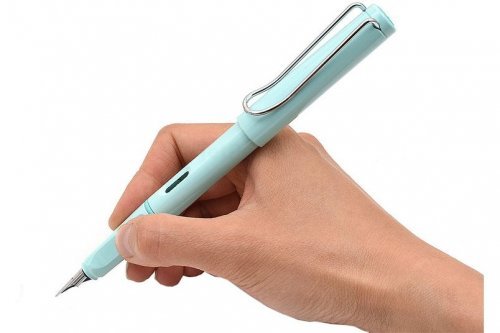 Перьевая ручка Lamy Safari Pastel Blue Macaron Special Edition 2019