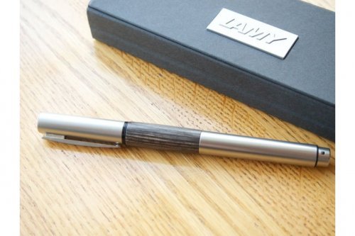 Перьевая ручка Lamy Accent Aluminium Grey Wood перо EF