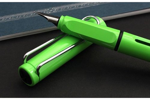 Перьевая ручка Lamy Safari Green