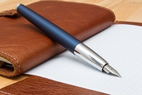 Перьевая ручка Lamy Studio Imperial Blue перо EF